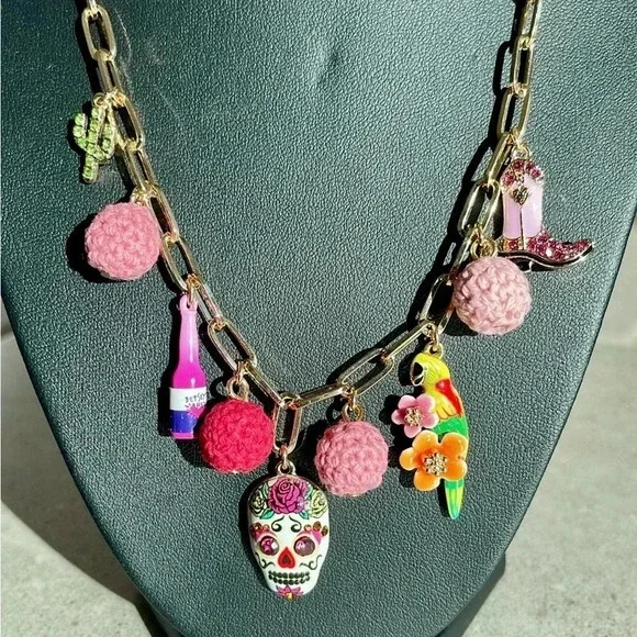 Betsey Johnson COWGIRL CHARM NECKLACE PINK NWT - Picture 3 of 5